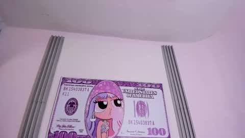 dulce_quintana online show from 10-19-25, 12:06