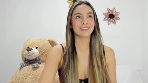 Dulce  online show from 01-14-25, 11:53
