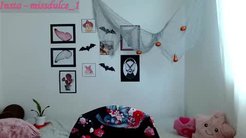 Dulce online show from 10-29-25, 09:38