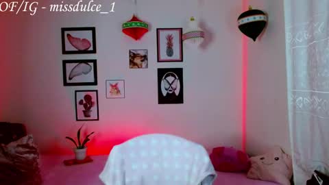 Dulce online show from 12-19-25, 08:10