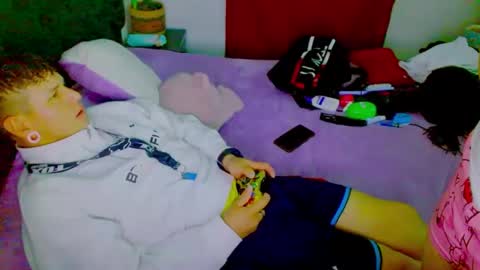 Juliana and online show from 10-25-25, 11:43