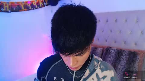 Dulcey online show from 10-15-25, 04:34