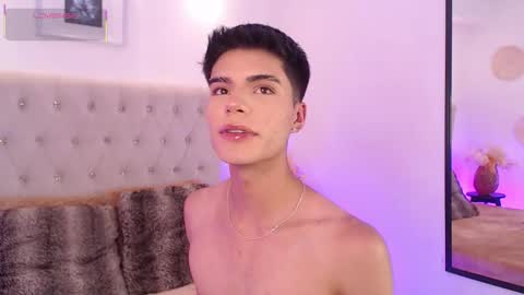 Dulcey online show from 12-04-25, 04:22