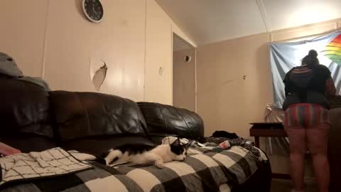 Snapshot of dumbgirl5150 chatting on 02-11-25, 05:05 dumbgirl5150 online show from 02-11-25, 05:05