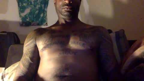 Snapshot of dumdick17 chatting on 09-29-25, 08:30 dumdick17 online show from 09-29-25, 08:30