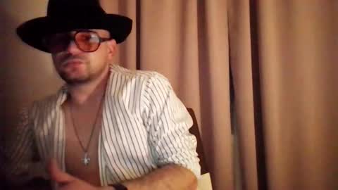 nickyyyx online show from 12-18-25, 01:33