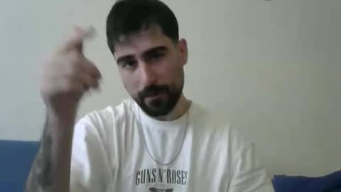 Snapshot of dummodarknight chatting on 10-08-25, 11:41 The Dark Knight online show from 10-08-25, 11:41