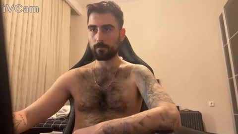 Snapshot of dummodarknight chatting on 11-08-25, 08:40 The Dark Knight online show from 11-08-25, 08:40