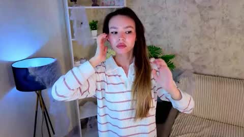 Snapshot of dungcoolbeth chatting on 11-04-25, 04:06 Lanna online show from 11-04-25, 04:06