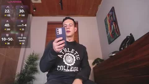Dustin Sonne online show from 01-08-25, 03:19