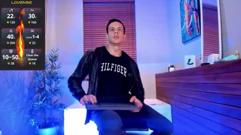 Dustin Sonne online show from 10-20-25, 03:29