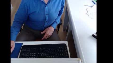 Snapshot of dutchpornking2 chatting on 11-12-25, 09:10 dutchpornking2 online show from 11-12-25, 09:10