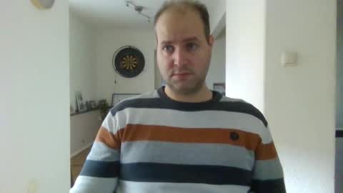 Snapshot of dutchslave1988nolimits chatting on 10-24-25, 12:23 Mr X online show from 10-24-25, 12:23