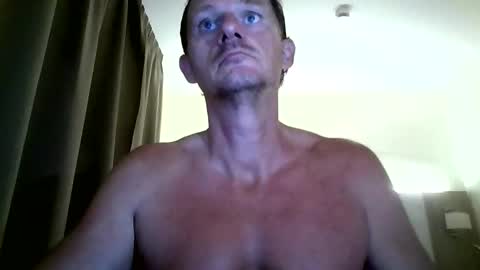 dutchwanker123 online show from 03-04-25, 11:29