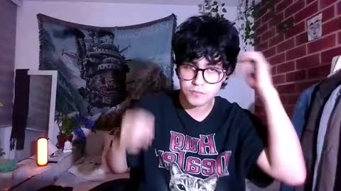 Snapshot of duvetboys chatting on 01-27-25, 03:15 duvetboys online show from 01-27-25, 03:15