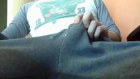 dweav240 online show from 02-07-25, 04:56