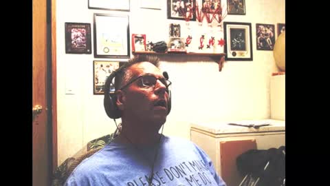 Snapshot of dwinmontana chatting on 10-02-25, 04:08 dwinmontana online show from 10-02-25, 04:08