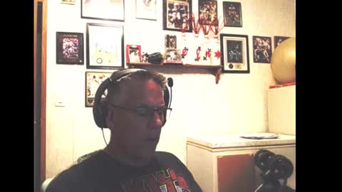 Snapshot of dwinmontana chatting on 10-12-25, 05:39 dwinmontana online show from 10-12-25, 05:39