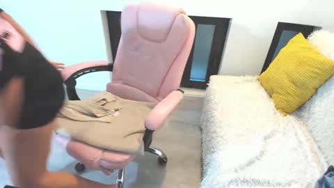 dayana online show from 11-20-25, 05:29