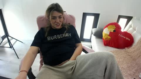 dayana online show from 04-11-26, 07:45