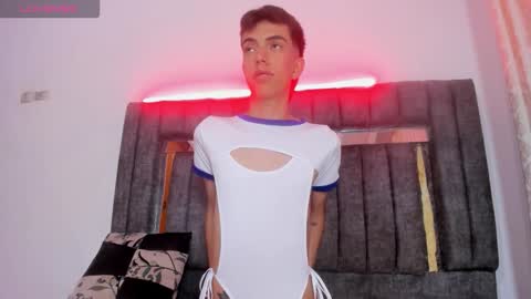 Dylan online show from 11-14-25, 11:31