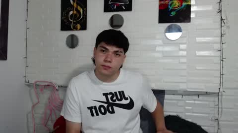 Snapshot of dylan_fooxx chatting on 12-16-25, 08:03 dylan_fooxx online show from 12-16-25, 08:03