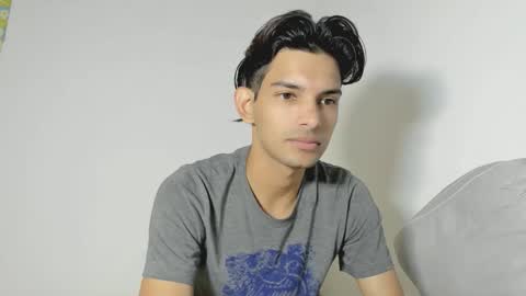 Snapshot of dylan_hoot chatting on 09-17-25, 06:09 Dylan online show from 09-17-25, 06:09