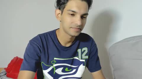 Snapshot of dylan_hoot chatting on 09-30-25, 06:57 Dylan online show from 09-30-25, 06:57