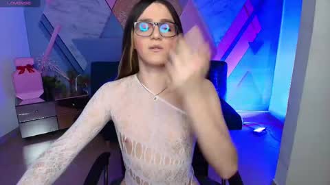 Snapshot of dylan_rossee chatting on 02-20-25, 03:56 DYLAN online show from 02-20-25, 03:56