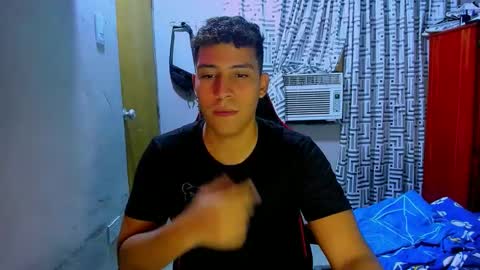 Snapshot of dylan_yvt chatting on 12-08-24, 11:19 yohe online show from 12-08-24, 11:19