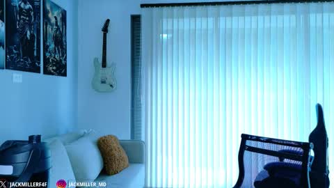 Snapshot of dylanrivera_ chatting on 10-19-25, 12:17 Dylan Rivera online show from 10-19-25, 12:17