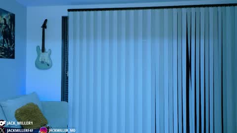 Snapshot of dylanrivera_ chatting on 10-31-25, 11:17 Dylan Rivera online show from 10-31-25, 11:17