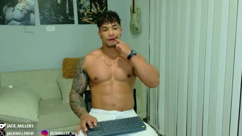 Snapshot of dylanrivera_ chatting on 11-19-25, 01:38 Dylan Rivera online show from 11-19-25, 01:38