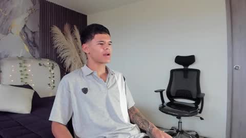 dylanroyce_ online show from 02-25-26, 12:59