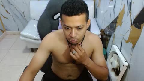 Snapshot of dylans_brown chatting on 02-17-26, 02:13 dylans_brown online show from 02-17-26, 02:13