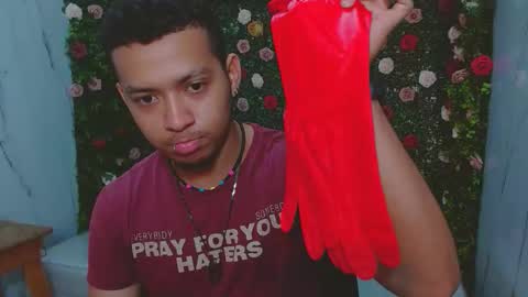 Snapshot of dylans_brown chatting on 02-19-26, 02:02 dylans_brown online show from 02-19-26, 02:02