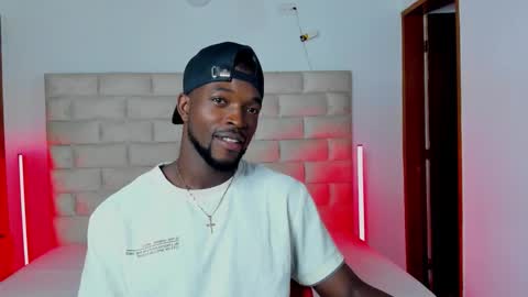 Dylan Taylor online show from 01-08-26, 12:40