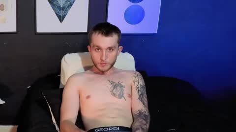 ---DYLAN--- online show from 04-07-26, 12:44