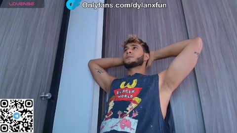 Snapshot of dylanxfun chatting on 11-04-25, 08:08 dylanxfun online show from 11-04-25, 08:08