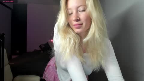 fansly - yourbestbaby online show from 12-31-24, 03:12