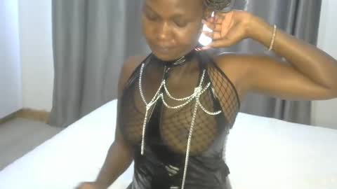 east_queen online show from 01-03-25, 09:36