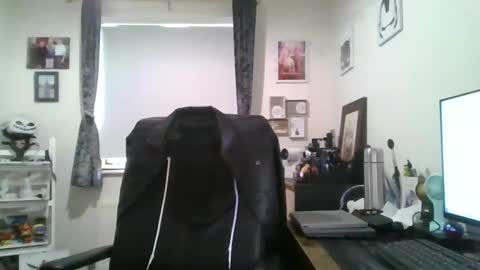 Snapshot of eastmidssoul chatting on 09-17-25, 07:54 eastmidssoul online show from 09-17-25, 07:54