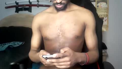 Snapshot of easybreezy20 chatting on 01-17-26, 08:30 TWITTER INSTAGRAM easybreezy20 ONLINE 1230 AM TO 7AM online show from 01-17-26, 08:30