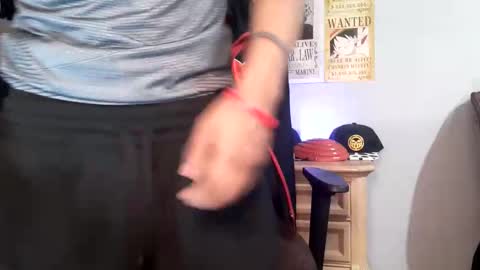 Snapshot of easybreezy20 chatting on 03-01-26, 06:37 TWITTER INSTAGRAM easybreezy20 ONLINE 1230 AM TO 7AM online show from 03-01-26, 06:37