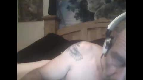 Easye online show from 10-10-25, 11:42