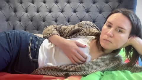 Nadia Ferreira  online show from 01-09-26, 11:13