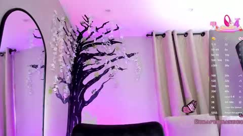 Snapshot of ebbafernandez1_ chatting on 03-10-26, 12:10 online show from 03-10-26, 12:10