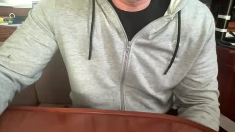 ebnk15 online show from 12-21-25, 08:10