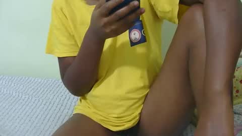 Snapshot of ebony_aleesha chatting on 02-08-26, 06:28 nelly online show from 02-08-26, 06:28