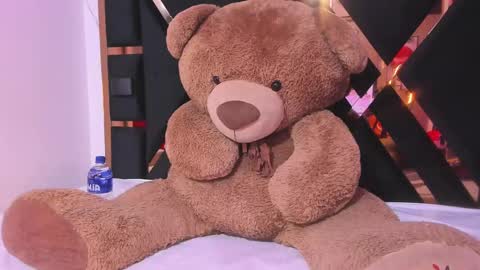 Luci  online show from 03-07-25, 01:42